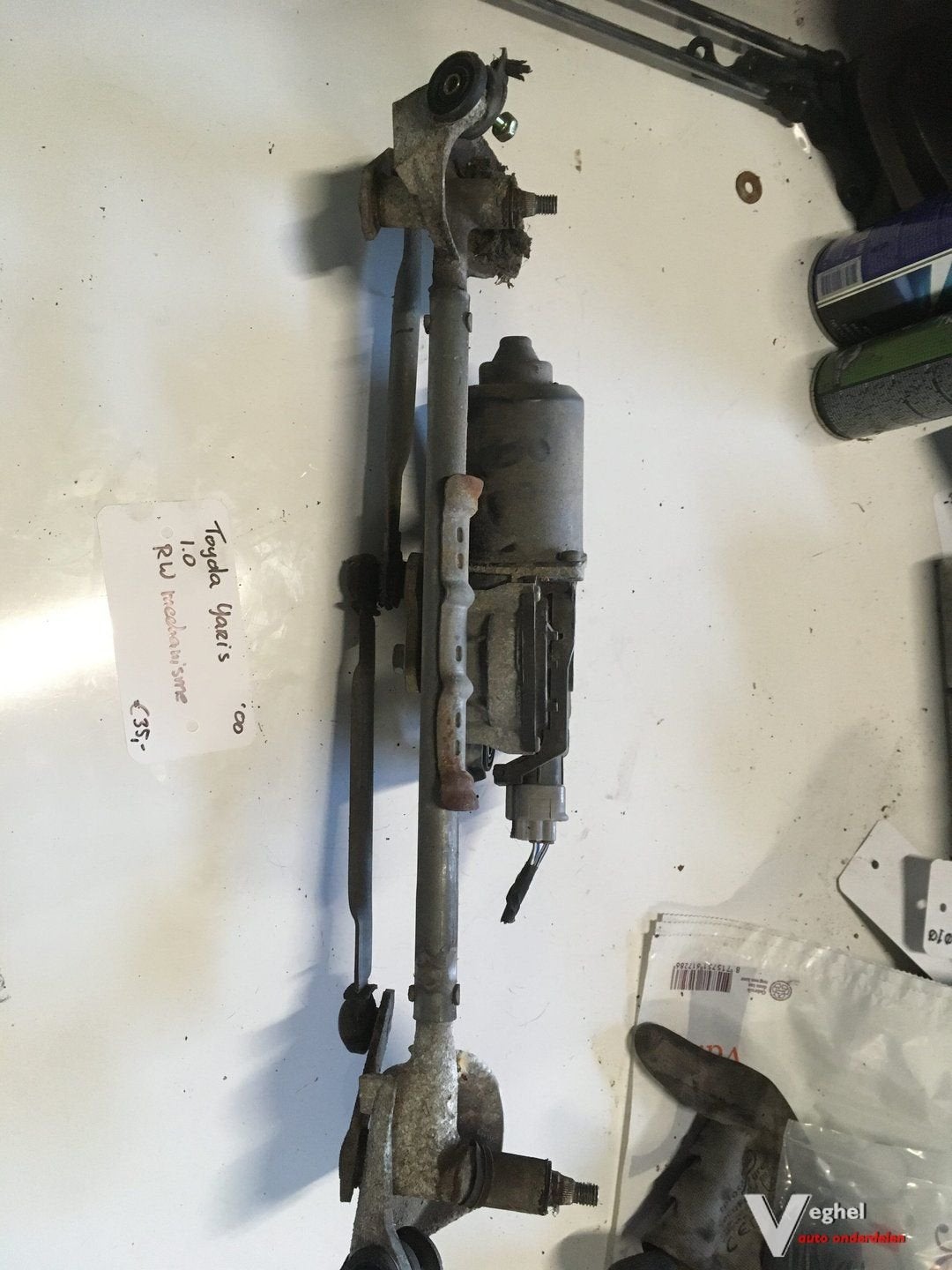 Toyota Yaris 2000 Ruitenwissermechaniek met motor