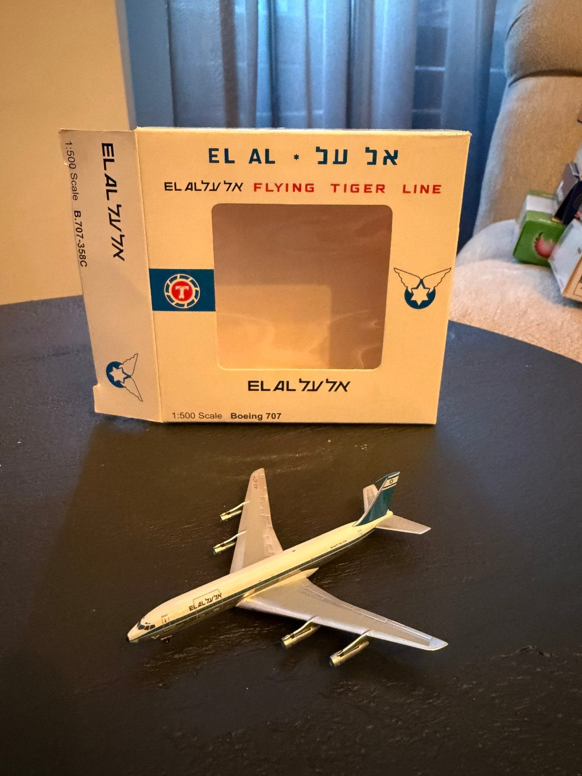 Herpa Wings 1:500 — EL AL / Flying Tiger Line Boeing 707-358, Verzamelen, Ophalen of Verzenden, Zo goed als nieuw, Schaalmodel