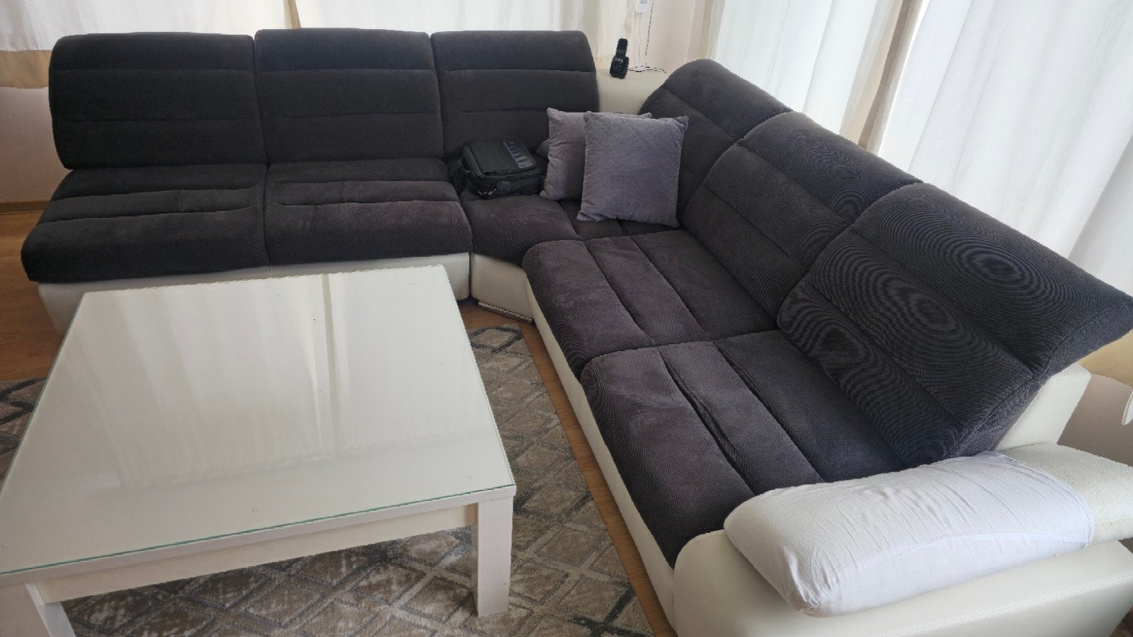 Comfortabele Hoekbank met Slaapfunctie en Opbergruimte, Huis en Inrichting, Banken | Bankstellen, Modern, Comfortabel, 250 tot 300 cm