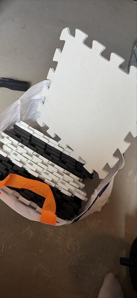 Zwart-witte puzzelmatten voor fitness of speelruimte, Ophalen, Gebruikt