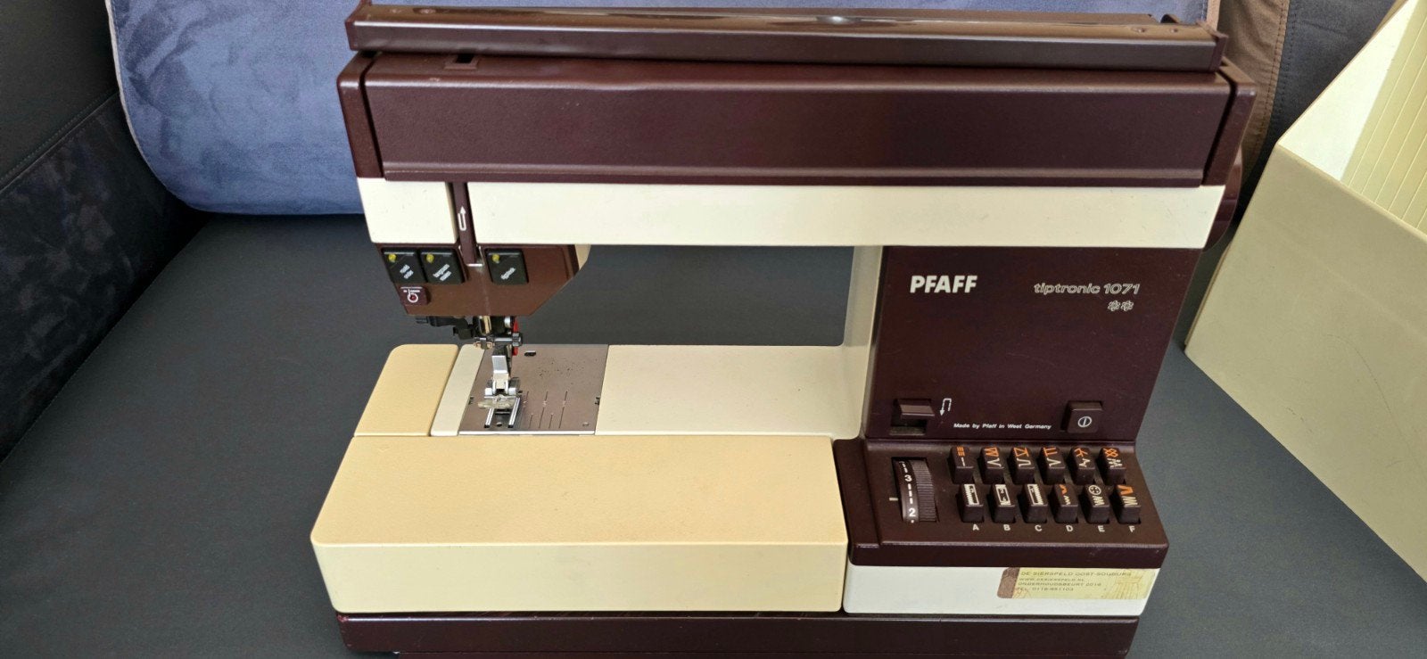 Pfaff Tiptronic 1071 printplaat defect