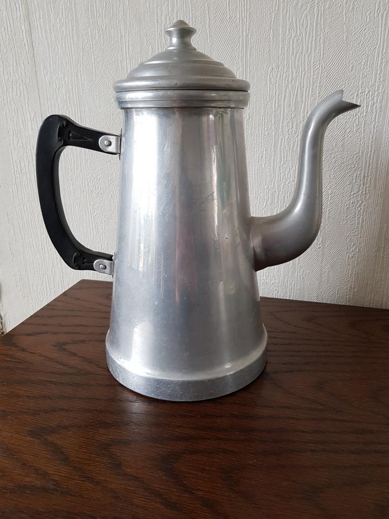 Aluminium koffiepot, Antiek en Kunst, Verzenden