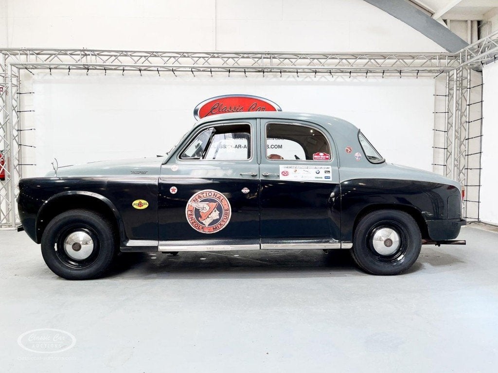 Rover OVERIGE P4 105  - ONLINE AUCTION, Rover, Bedrijf, Handgeschakeld, Zilver of Grijs