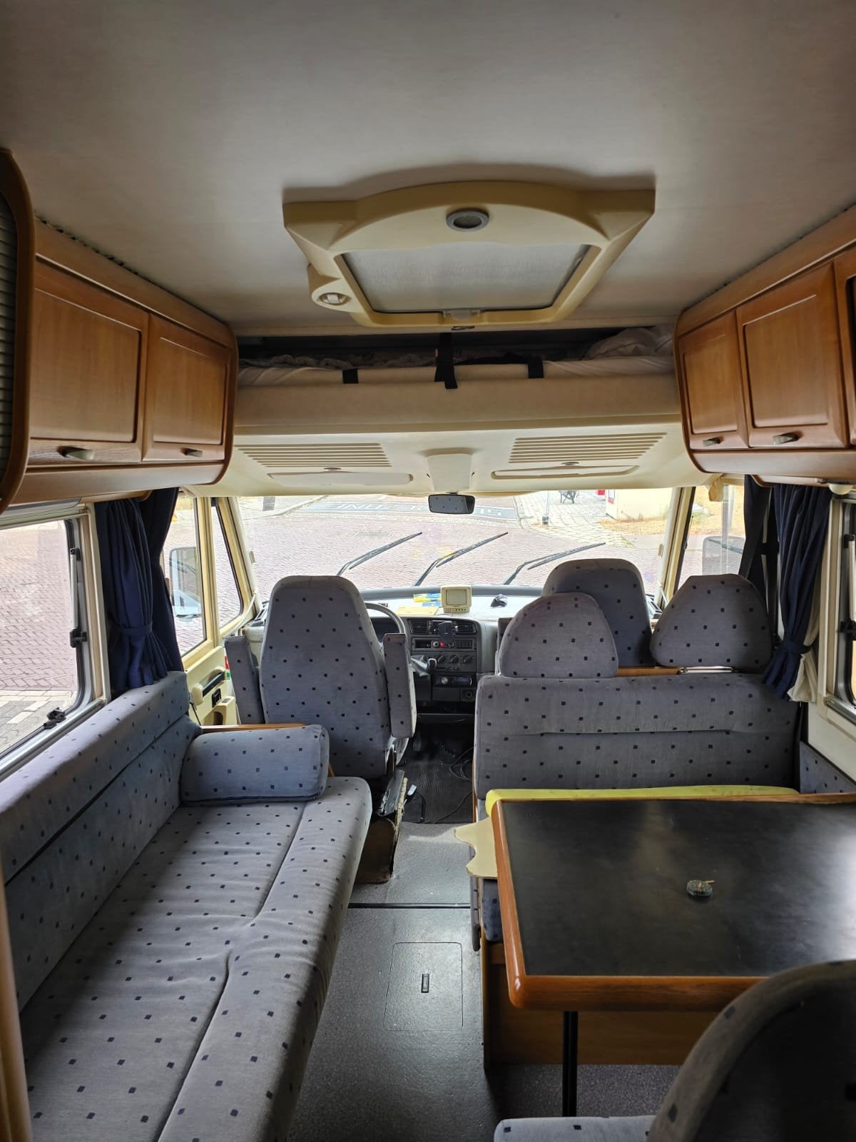 Hymer B544 met motordrager 2001, Eén persoon, Ticket of Toegangskaart