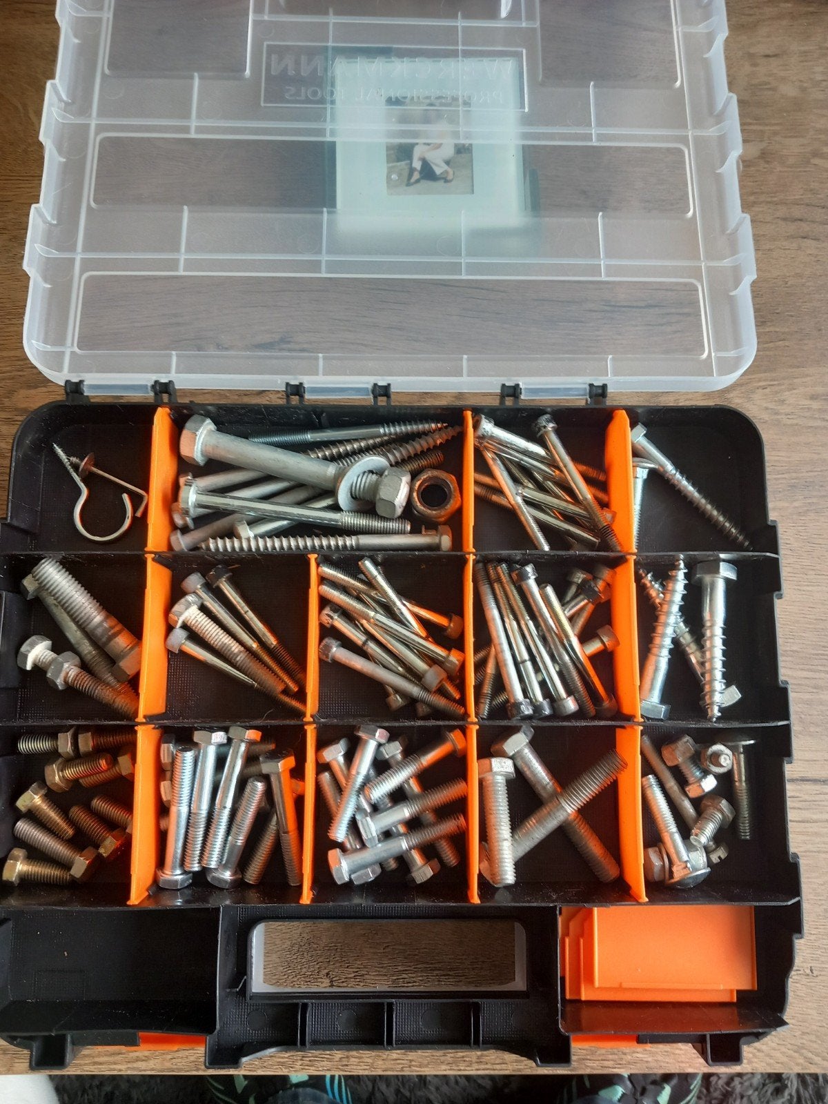 vakkenbox 2 kanten vol met schroeven, Ophalen