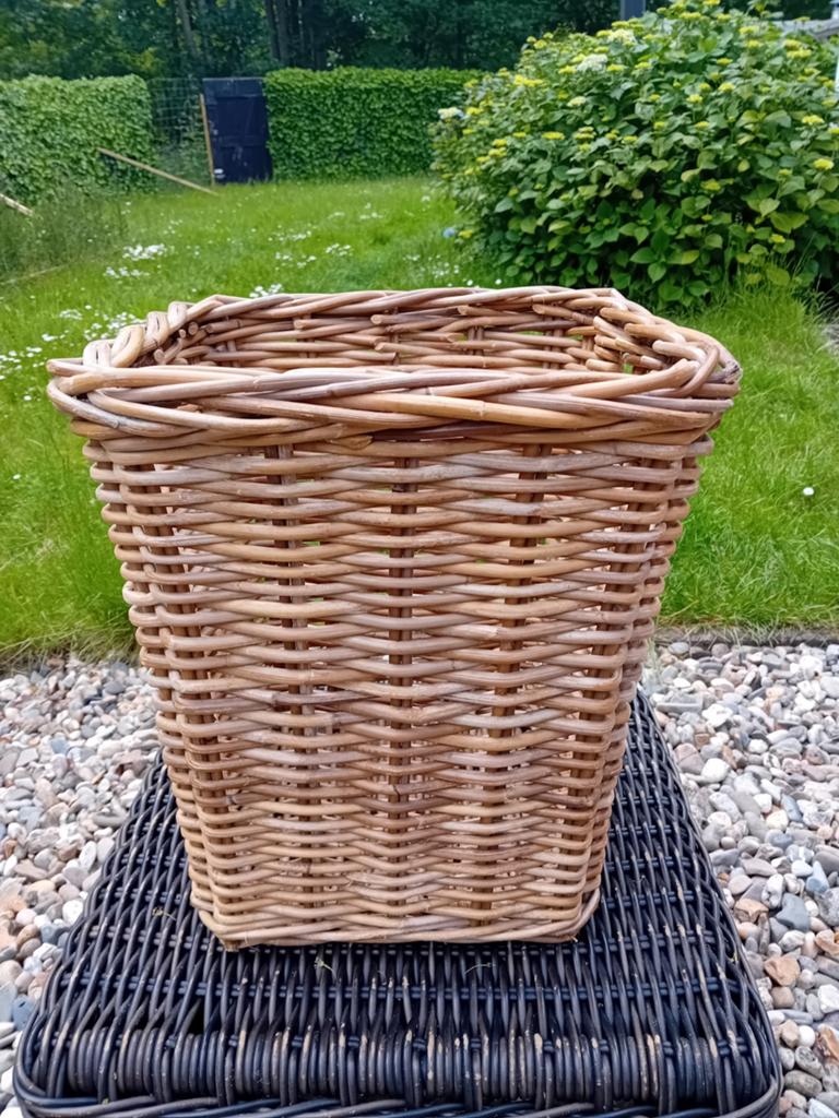Rotan mand, Ophalen, Rond, Riet