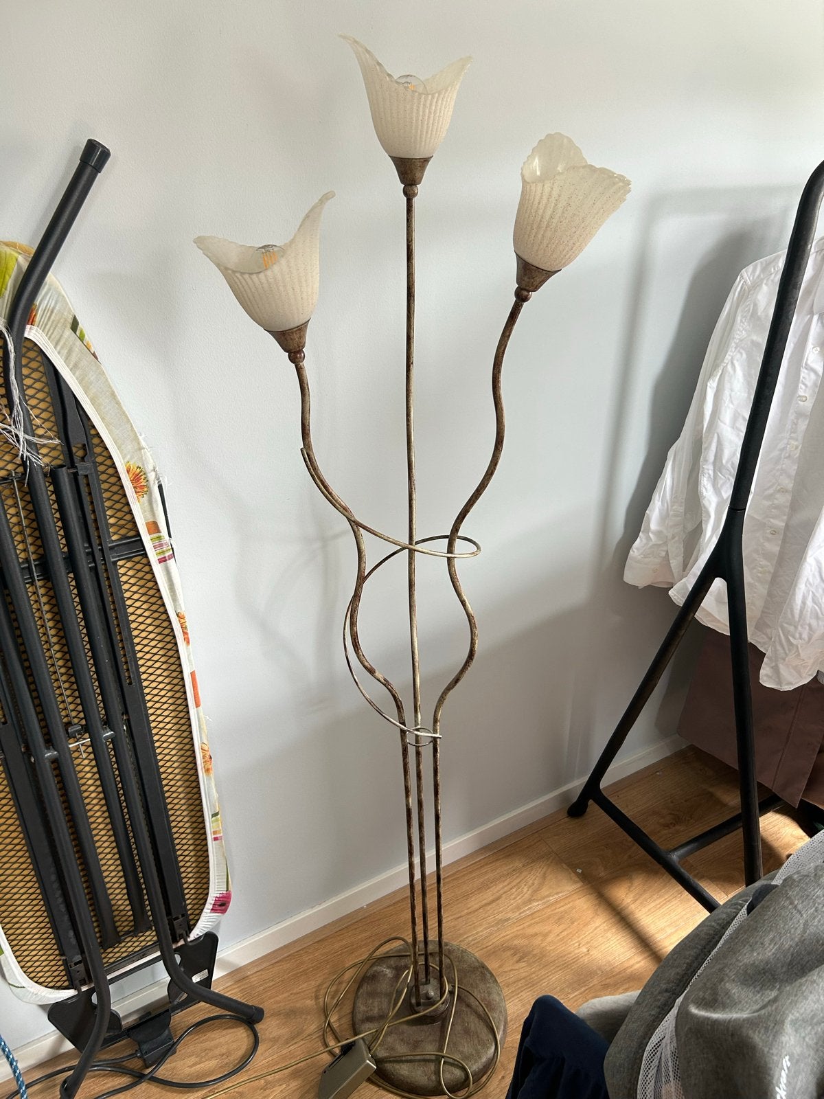 Vintage staande lamp met 3 kelkjes, Ophalen, Gebruikt, Glas, 150 tot 200 cm