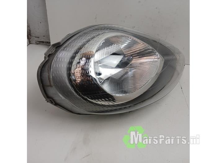 Koplamp rechts van een Opel Vivaro, Gebruikt, -, -, Opel