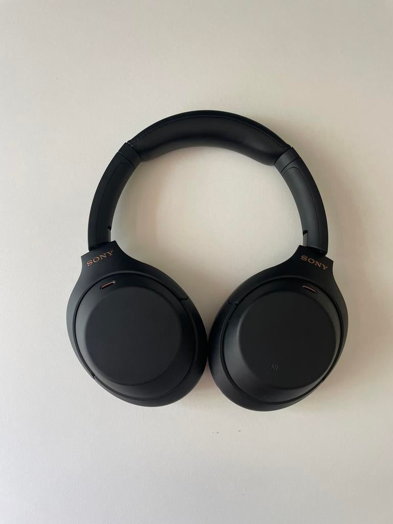 Sony XM4 Headphones