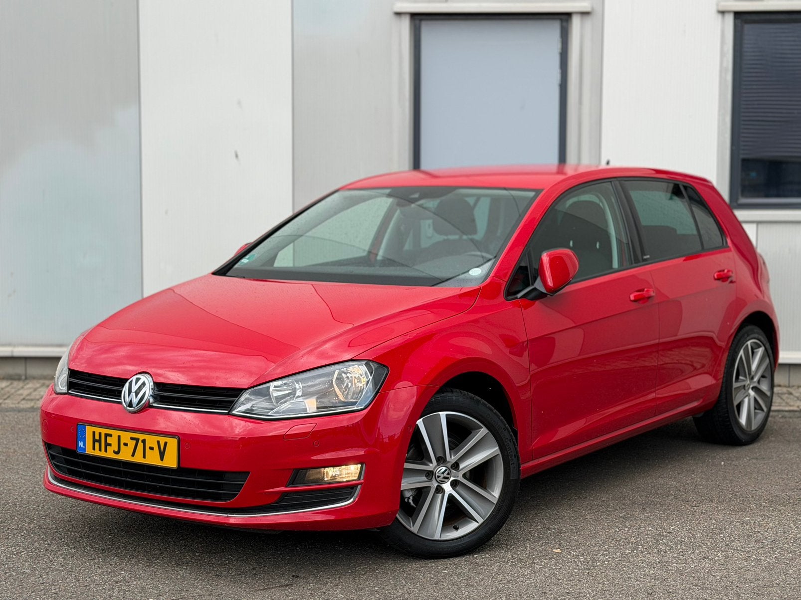 Volkswagen Golf 1.2 TSI DSG Allstar 81KW 5D Navi PDC Carplay, Stof, Euro 6, 4 cilinders, 620 kg