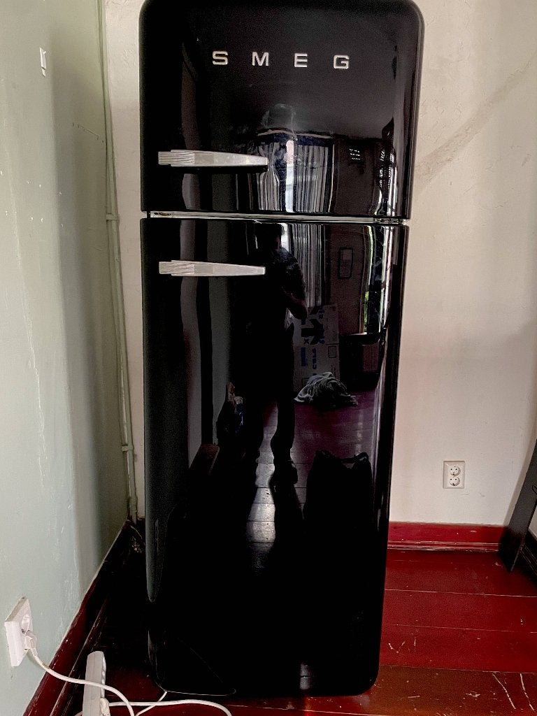 SMEG retro koelkast met apart vriesvak – zwart, Witgoed en Apparatuur, Ophalen, Gebruikt, 200 liter of meer, 60 cm of meer