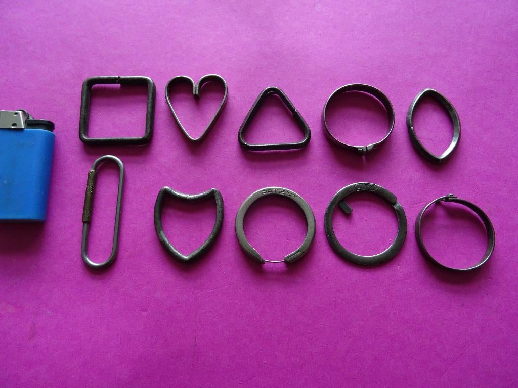 10 oude sleutel ringen aparte vorm sleutelring lips sleutels, Ophalen of Verzenden