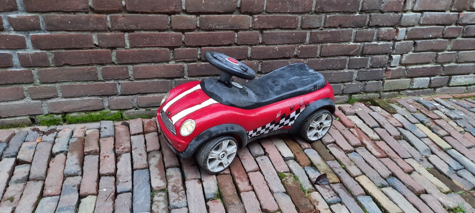 Rode Mini Cooper loopauto voor kinderen, Ophalen, Gebruikt