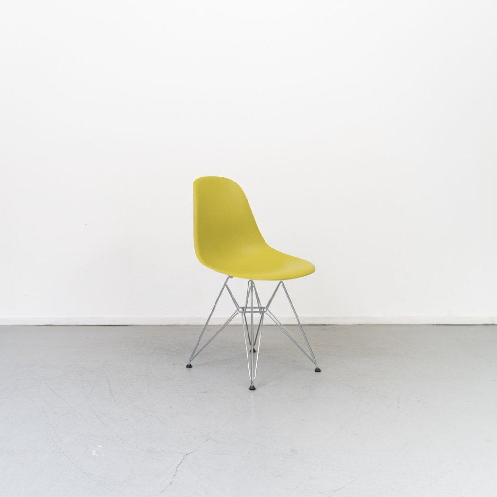 Vitra Eames DSR Stoel Kunststof Mosterdgroen - Metaal, Niet ingevuld, Zo goed als nieuw, Niet ingevuld, Niet ingevuld
