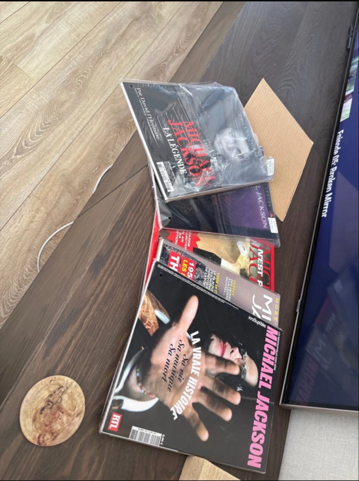 5 Michael Jackson Magazines (Frans) - Collectors Item, Ophalen, Zo goed als nieuw, Muziek, Film of Tv