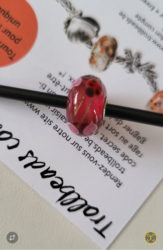 Trollbeads trollbead Liefde & Zorg, Sieraden, Tassen en Uiterlijk, Bedels, Nieuw, Trollbeads, 1 bedel, Glas of Kristal