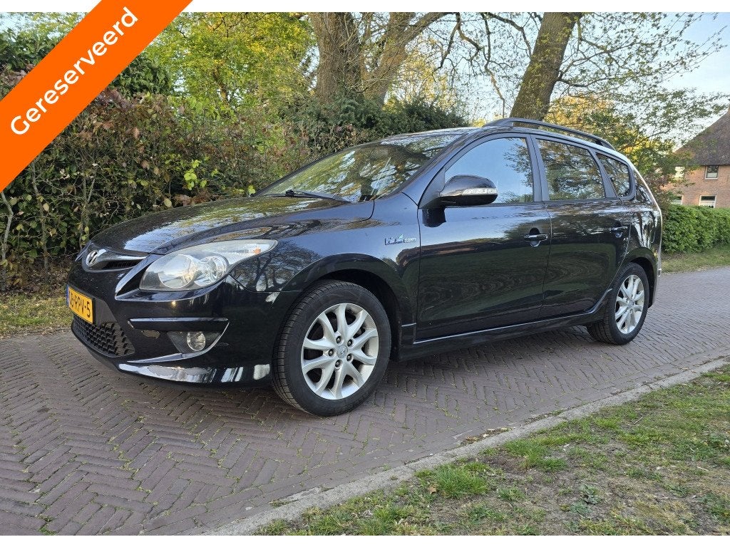 Hyundai I30 CW 1.6i i-Motion (bj 2011), 127 pk, Gebruikt, 1591 cc, 4 cilinders