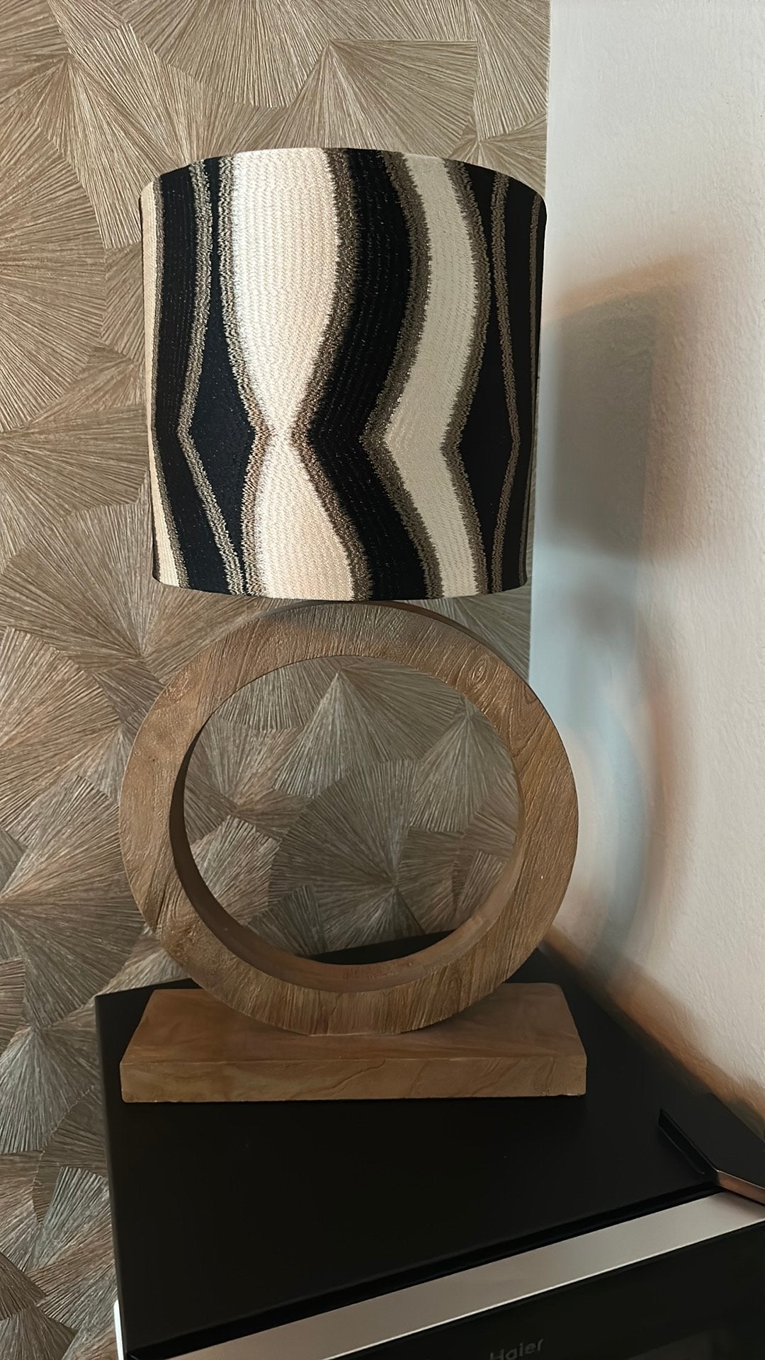 Lamp light en living, Ophalen, Zo goed als nieuw
