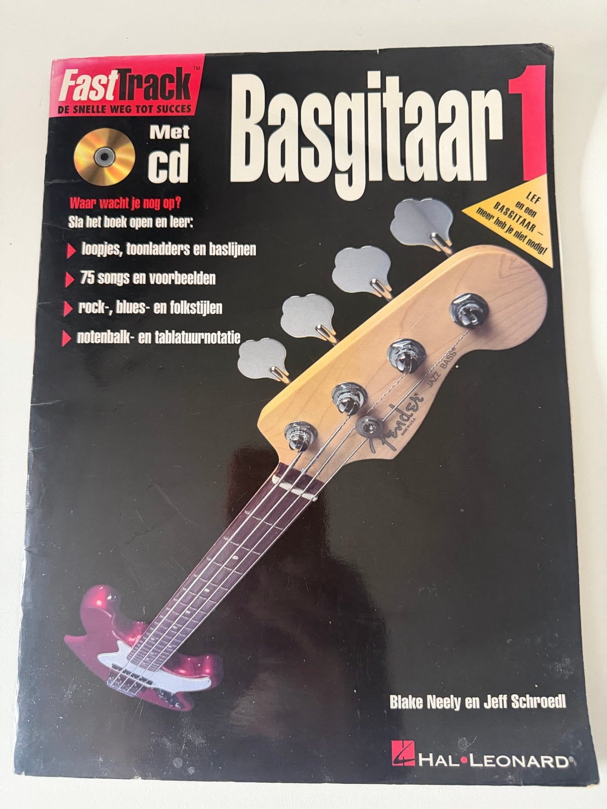 2 lesboeken elektrische basgitaar incl. 4 begeleiding cd's, Muziek en Instrumenten, Bladmuziek, Ophalen, Gebruikt, Les of Cursus