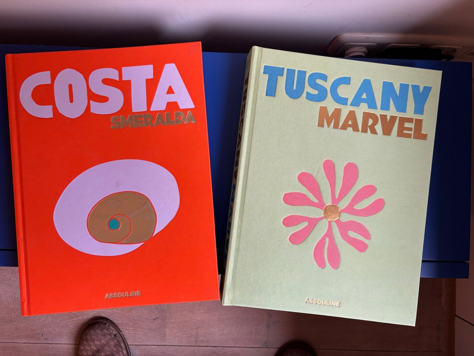 Assouline Koffietafelboeken: Costa Smeralda & Tuscany Marvel, Boeken, Ophalen of Verzenden, Zo goed als nieuw