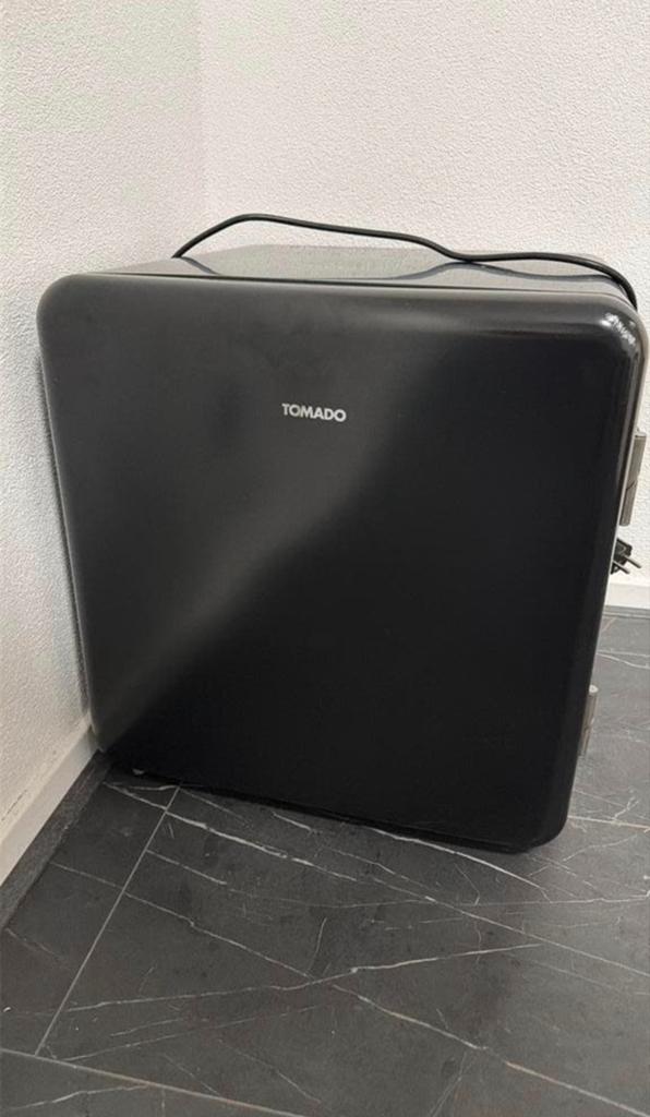 Te koop: Stijlvolle Tomado mini koelkast compact  praktisch!, Ophalen of Verzenden, Nieuw, Koelbox, Elektrisch