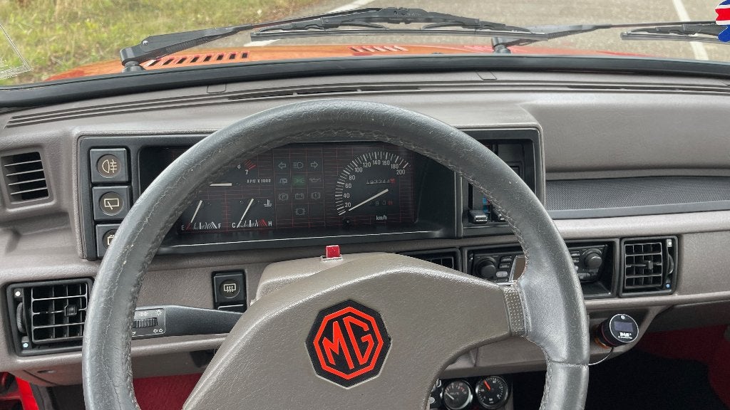 MG Metro 1.3 Turbo 1989 Rood, Voorwielaandrijving, Stof, Radio, Overige modellen