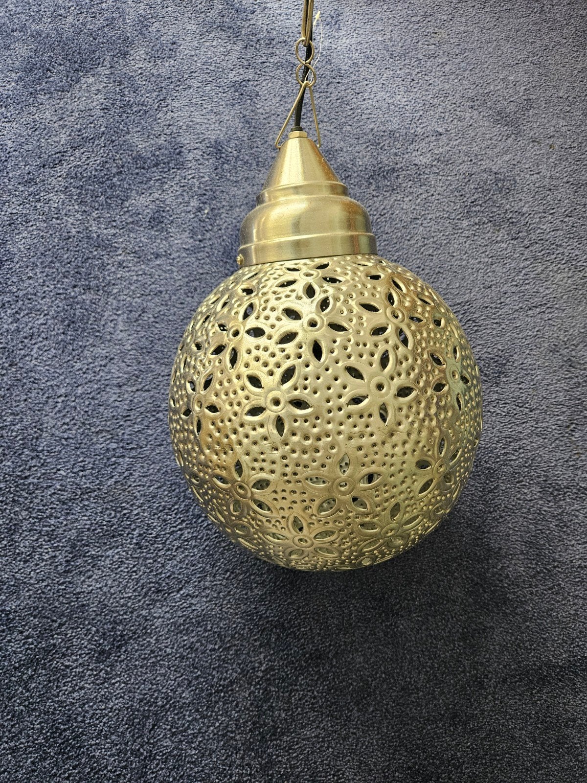 Oosterse hanglamp met gaatjespatroon, Huis en Inrichting, Lampen | Hanglampen, Zo goed als nieuw, Metaal, Oosters, Bohemien, E27 (groot)