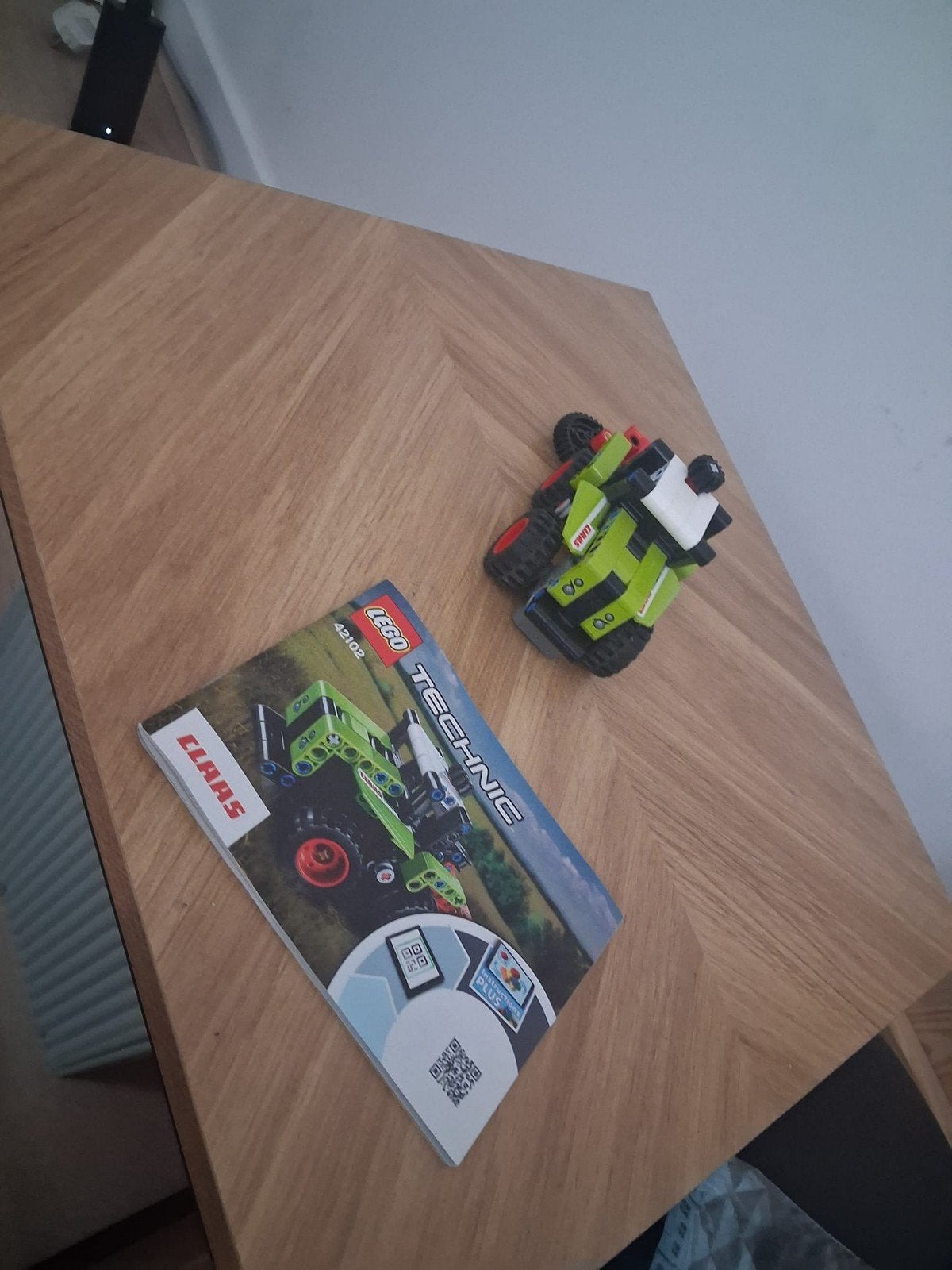 Lego Technic Claas Xerion 42102 Tractor, Ophalen, Gebruikt, Lego, Compleet