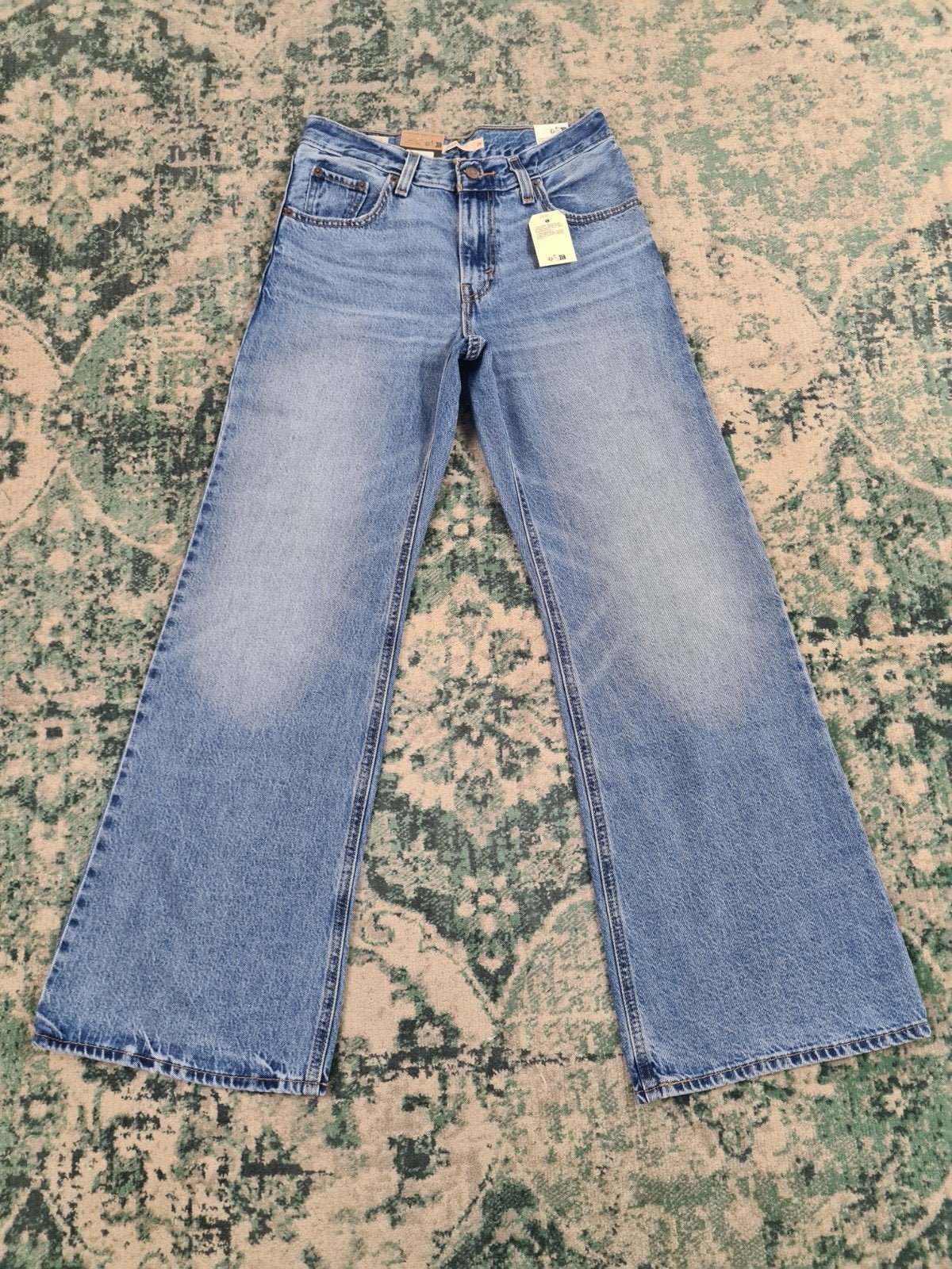 Levi’s Low Loose Boot W26 L31 Lichtblauw Nieuw Tulsi2631, Blauw, Nieuw, Ophalen of Verzenden, W27 (confectie 34) of kleiner