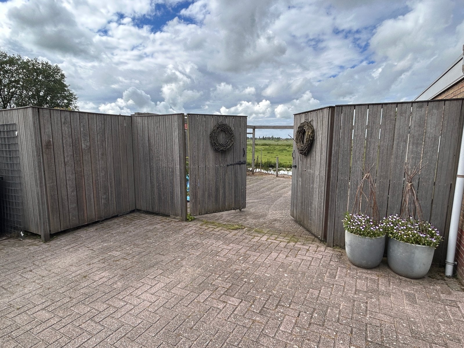 Hardhout schutting, poort en vlonder, Tuin en Terras, Terrasdelen en Vlonders, Ophalen, Zo goed als nieuw, Hout
