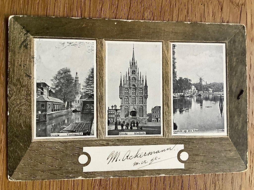 Gouda 1906 drieluik schilderijkaart, Verzamelen, Ansichtkaarten | Nederland, Ophalen of Verzenden, Voor 1920, Gelopen, Zuid-Holland