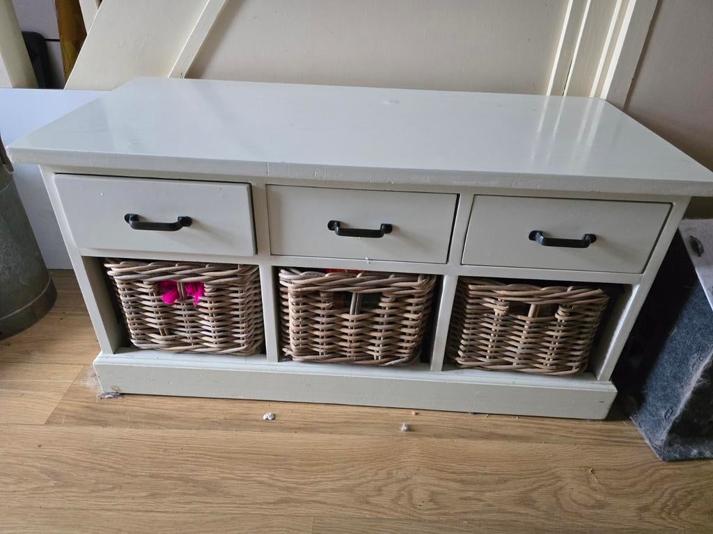 Commode met 3 lades en 3 rieten manden, Ophalen, Met plank(en), Gebruikt, Overige materialen