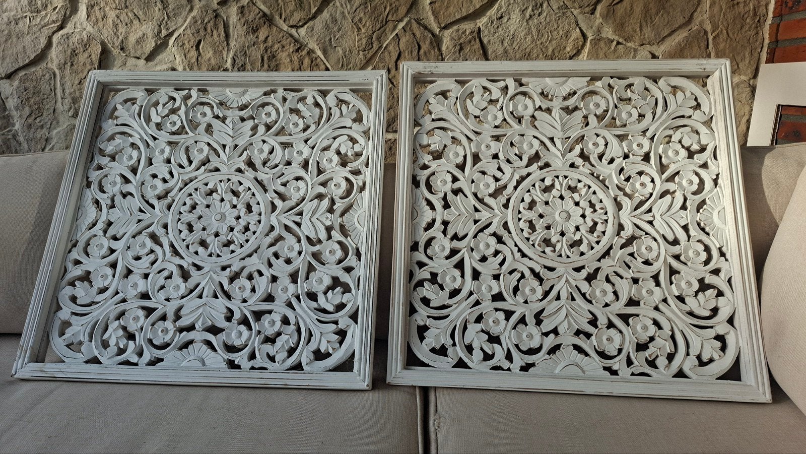 Set van 2 handgesneden houten wandpanelen - Wit, Ophalen, Hout, Vintage, Zo goed als nieuw