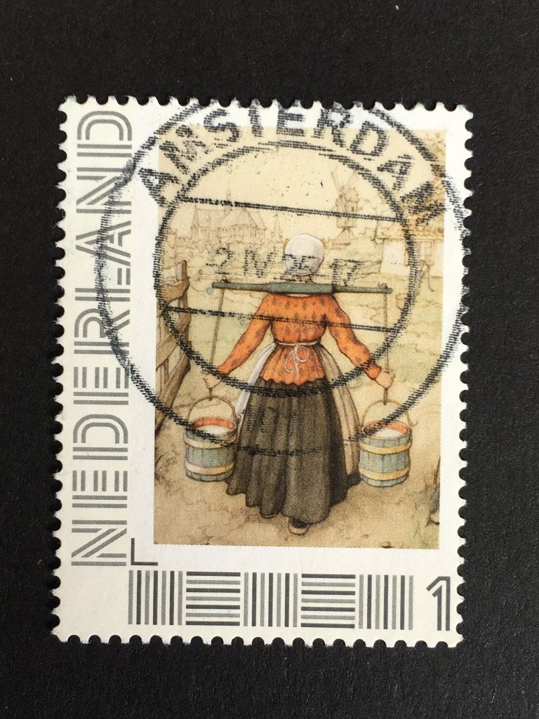 2422 Persoonlijk - Vrouw met houten juk - gestempeld, Ophalen of Verzenden, Na 1940, Gestempeld