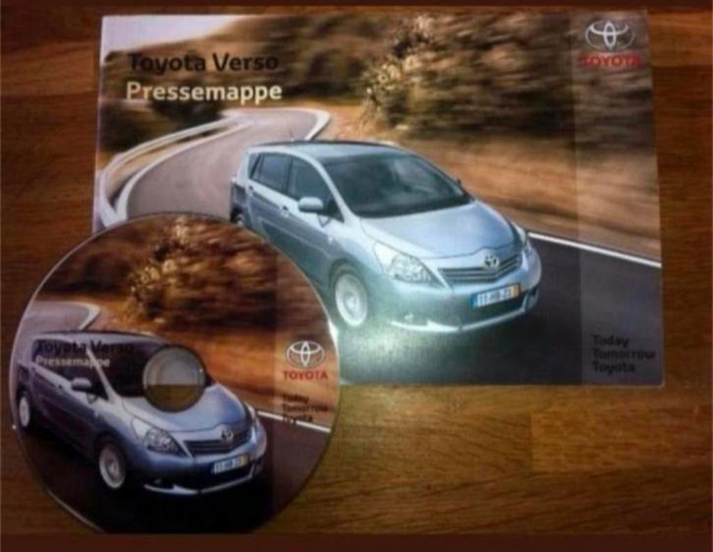 Toyota Verso Persmap Maart 2009 + CD-ROM, Ophalen of Verzenden, Zo goed als nieuw, Toyota