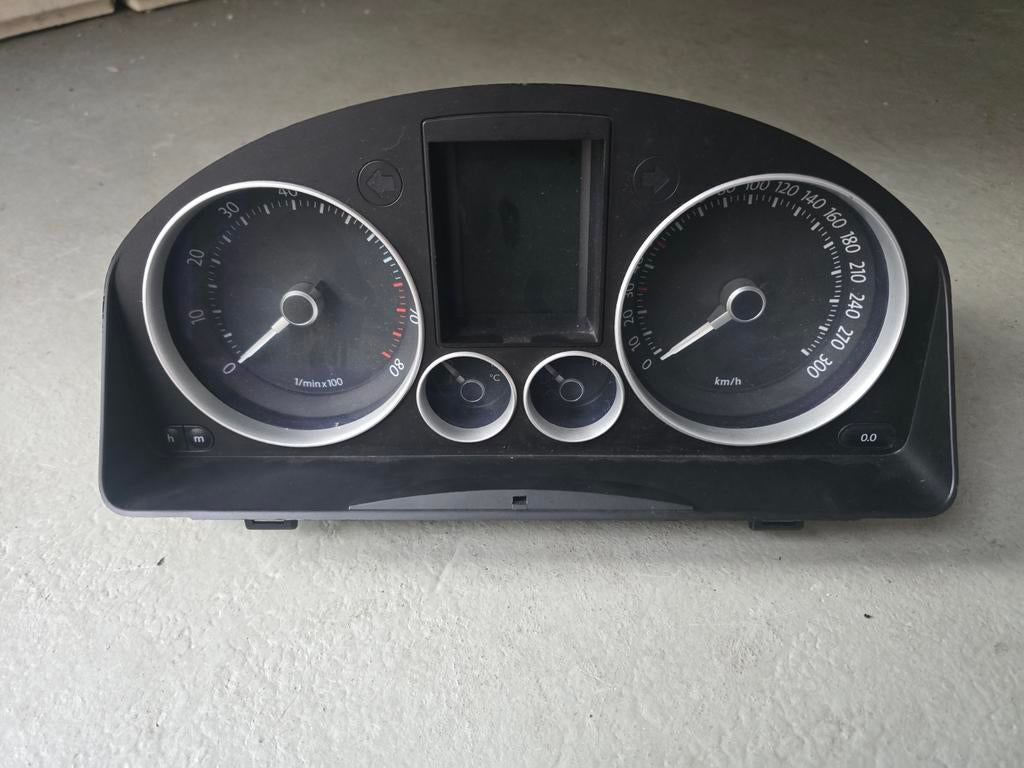 Golf Mk5 R32 Snelheidsmeter, Auto-onderdelen, Ophalen of Verzenden, Gebruikt, Volkswagen