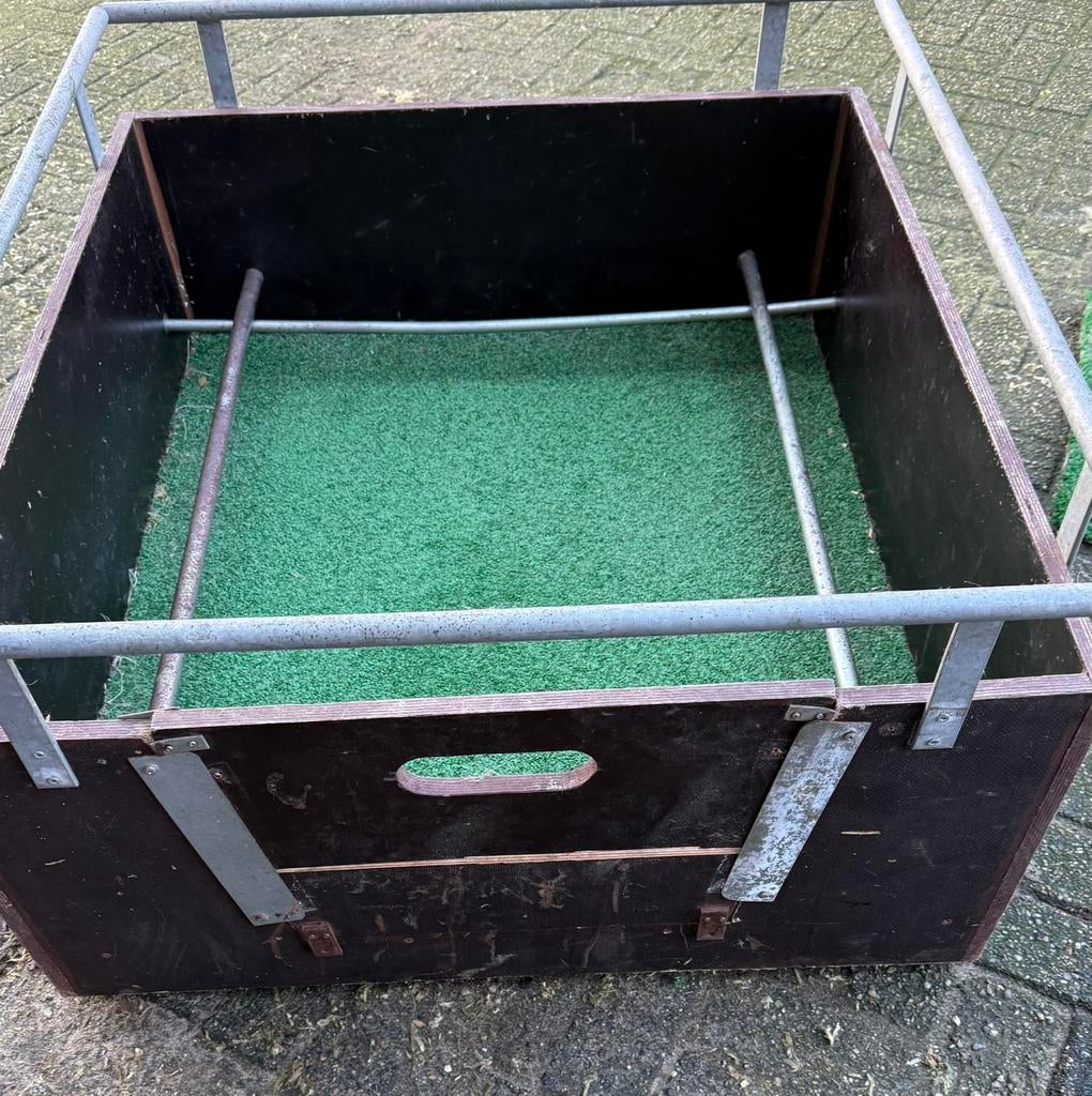 Werpkist middelgrote hond, Dieren en Toebehoren, Hondenhokken, Ophalen, Minder dan 65 cm, Hondenhok, Zo goed als nieuw