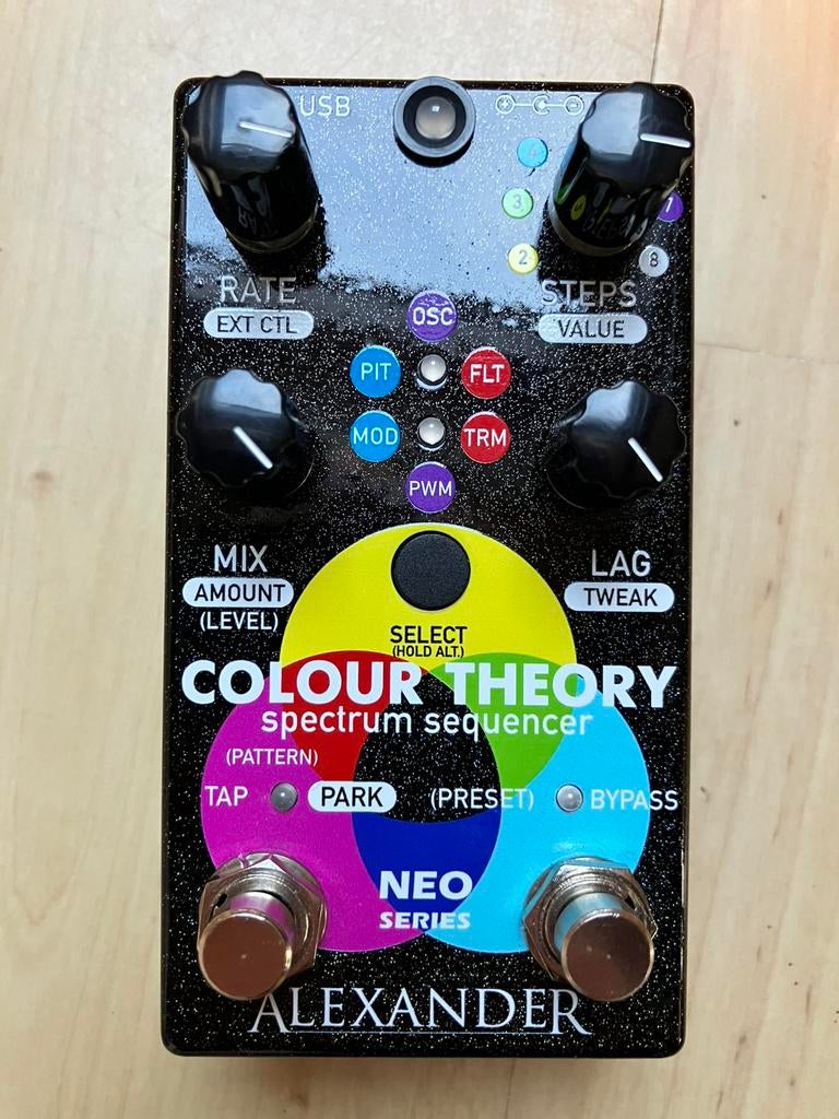 Alexander pedals Colour Theory spectrum sequencer, Muziek en Instrumenten, Ophalen of Verzenden, Zo goed als nieuw