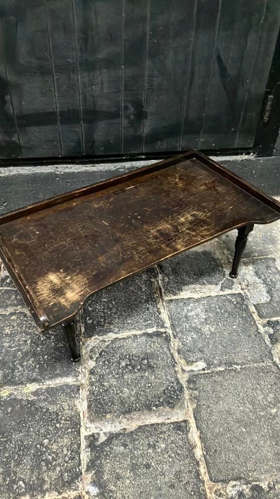 Zo apart Antiek bedtafeltje tafeltje, Gebruikt, 50 tot 100 cm, Ophalen of Verzenden, Minder dan 50 cm