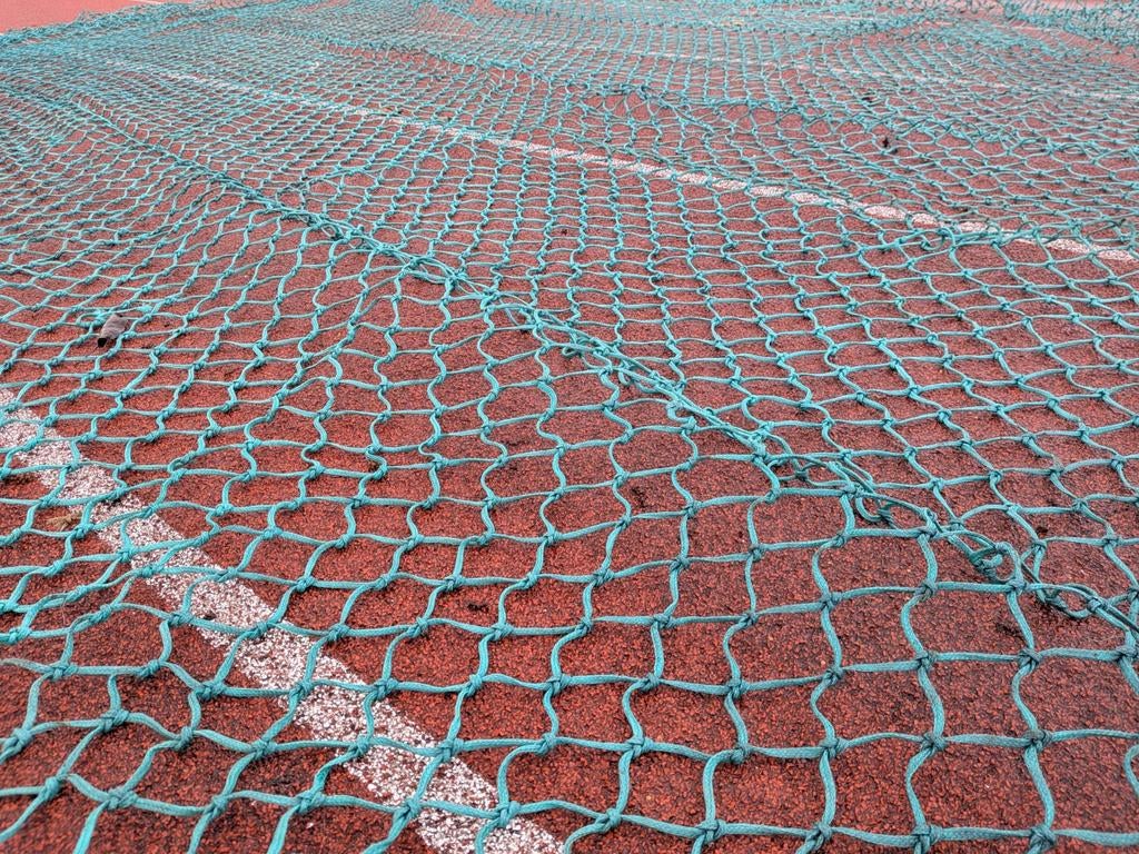 Geknoopt PE netten,  speelnet, kattennet / Afscherming, Sport en Fitness, Ophalen, Gebruikt