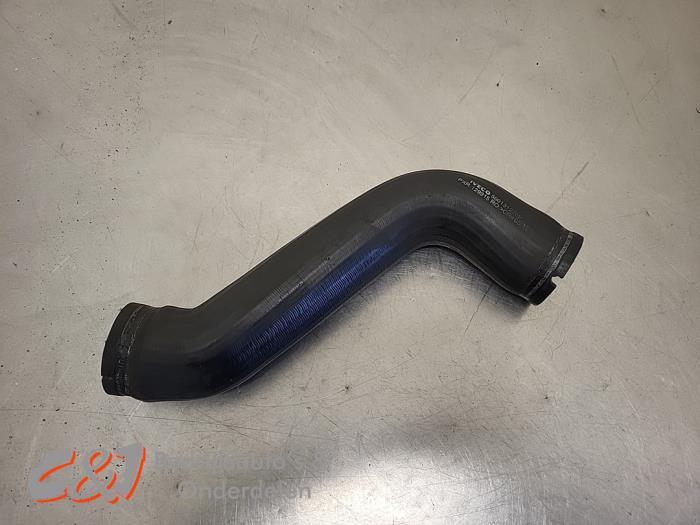 Intercooler Slang van een Iveco New Daily