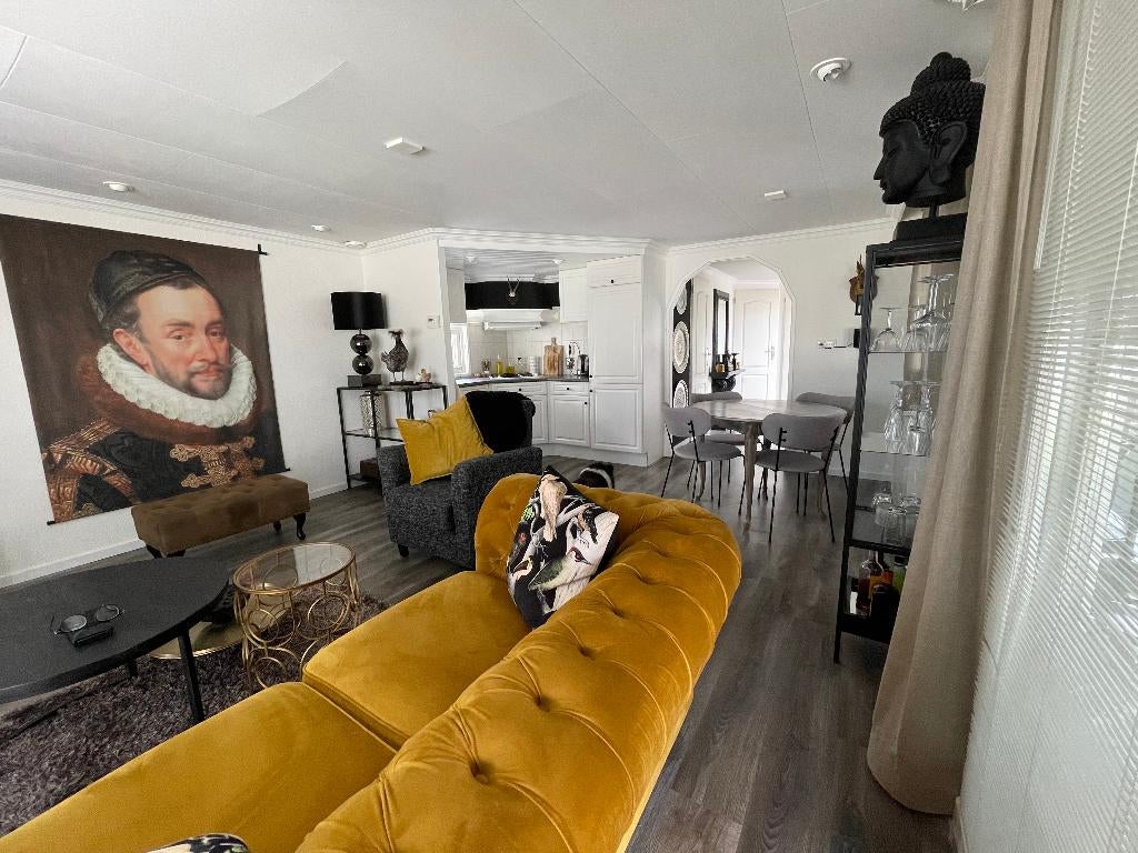 Romantisch ruim compleet chalet aan de IJssel bij Deventer, 85 m², Gelderland, 2 slaapkamers, Chalet
