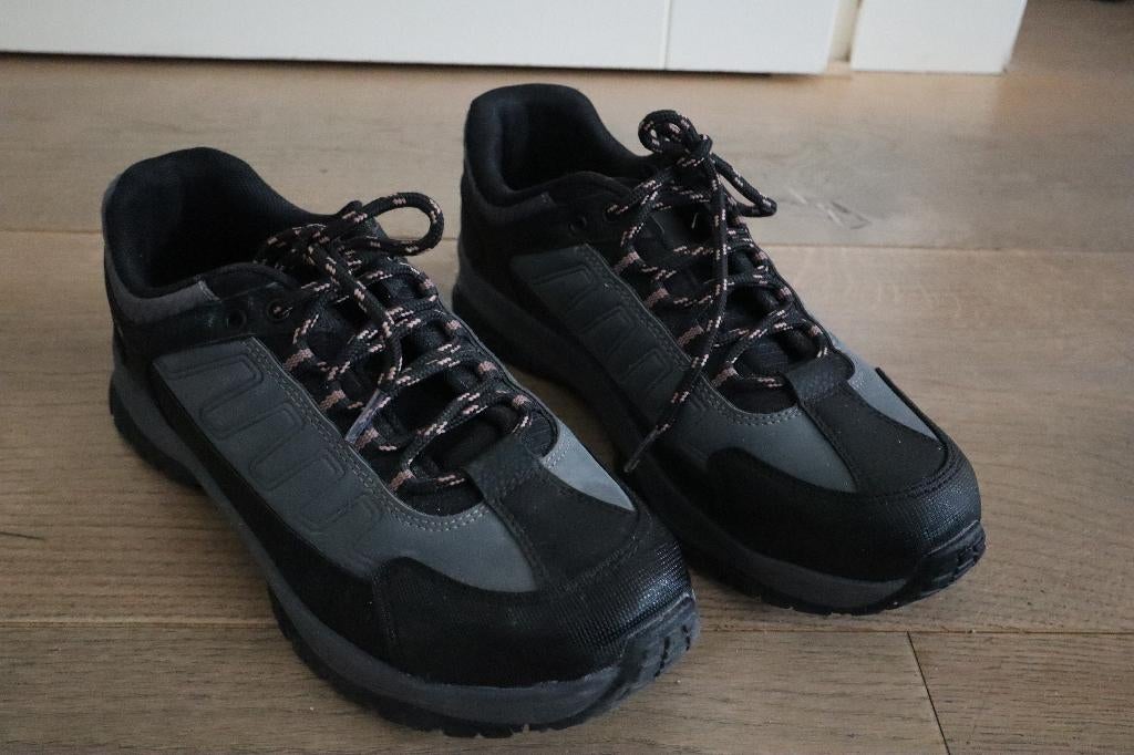 schoenen maat 41 Landrover, Zwart, Ophalen of Verzenden, Sneakers of Gympen, Zo goed als nieuw