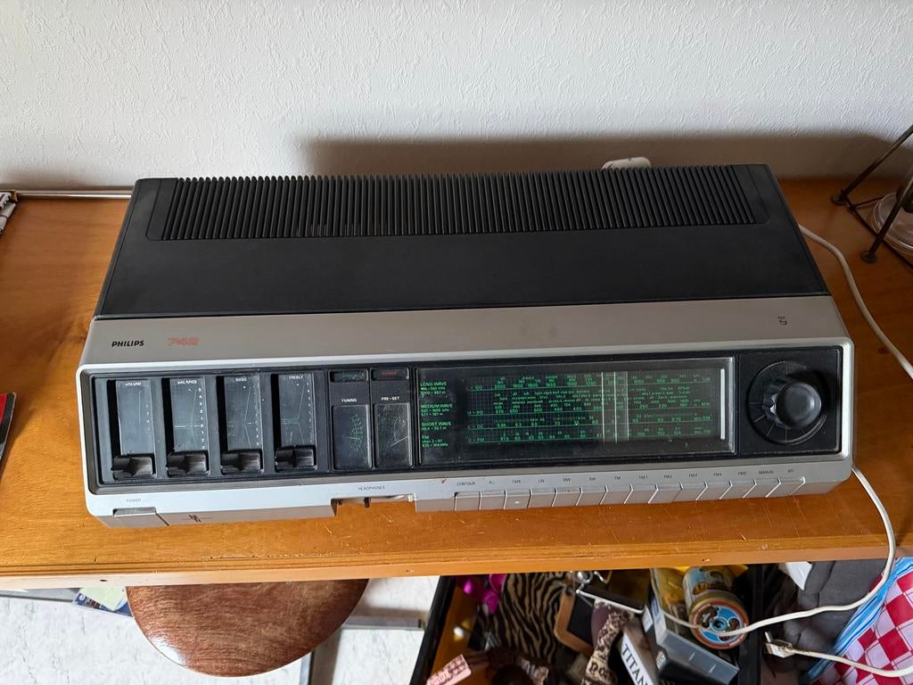 Vintage Philips 742 Radio - klepje ontbreekt, Ophalen of Verzenden, Gebruikt, Radio