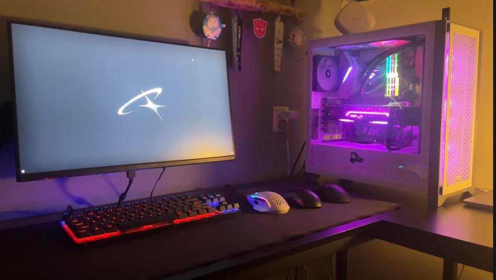 Apex Pro TKL Gen 3 + Logitech G Pro, Glorious & Razer muizen, Ophalen, 32 GB, Zo goed als nieuw, Gaming