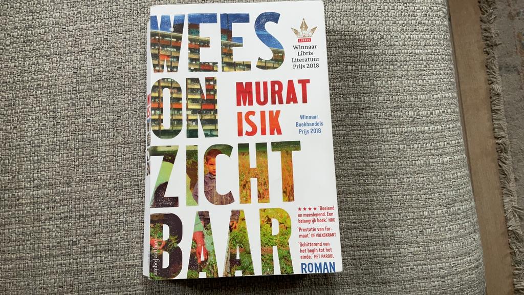 Wees onzichtbaar, murat isik, Ophalen of Verzenden, Gelezen, Nederland
