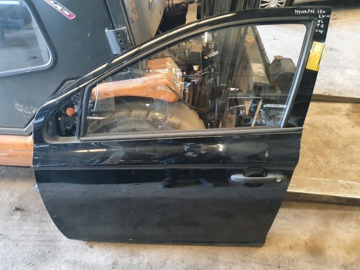 Portier 4Deurs links-voor van een Hyundai I20 (FR), Gebruikt, -, Deur, -