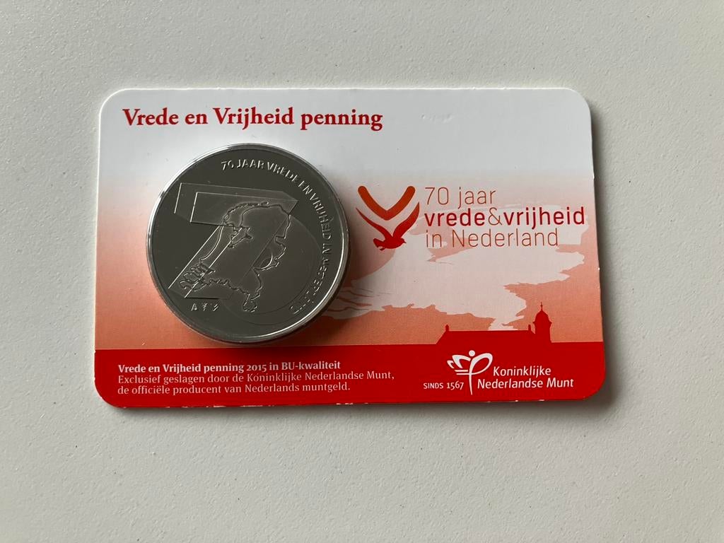 Nederland coincard Vrede en Vrijheid 2015 in BU, Postzegels en Munten, Munten | Nederland, Verzenden, Koningin Beatrix, Euro's