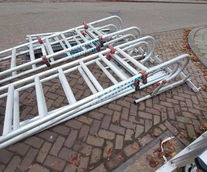 Te koop nieuwe schoorsteen steiger 2 zijdig gebruik, Overige typen, Ophalen of Verzenden, Zo goed als nieuw, Minder dan 2 meter
