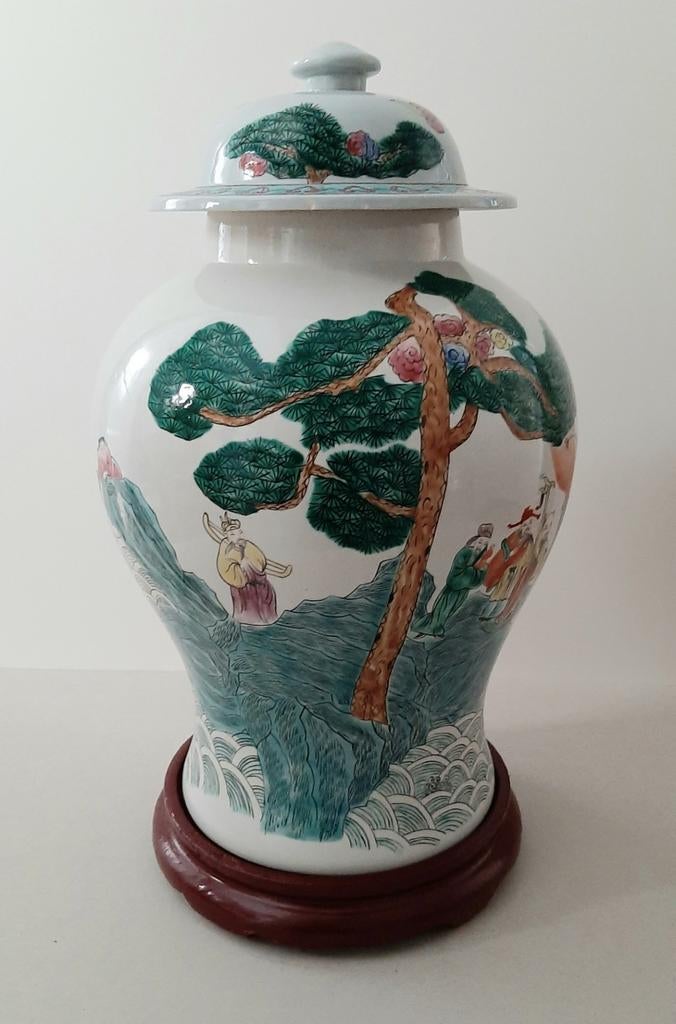 Grote Chinese dekselpot, jaren '60, famille rose., Antiek en Kunst, Antiek | Vazen, Ophalen of Verzenden